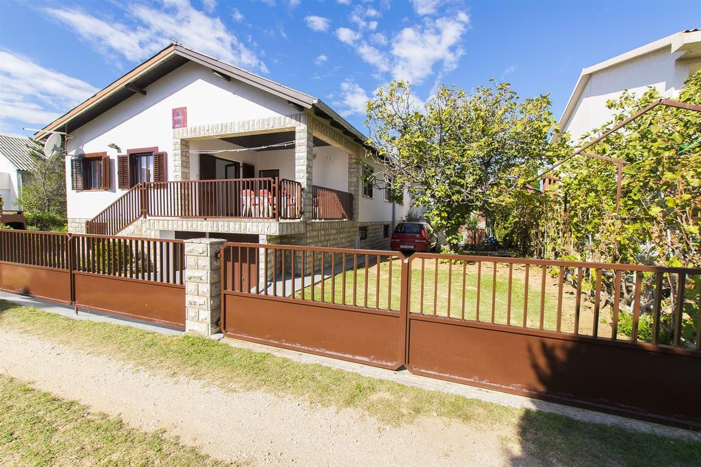 Apartment Danica Nin Zewnętrze zdjęcie